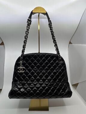 Chanel Mademoiselle Quilted Patent Leather Shoulder Bag in Black